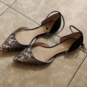 Coach flat pointy toe snake skin shoes